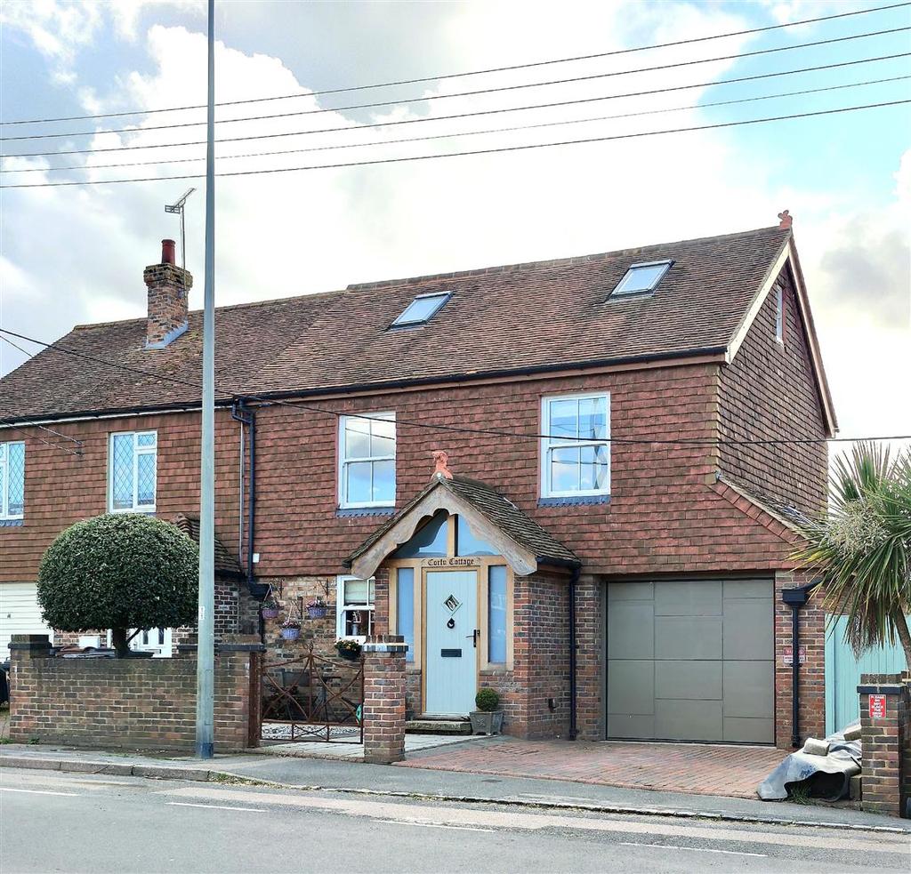 Hawkswood Road, Hailsham 5 bed semidetached house £475,000