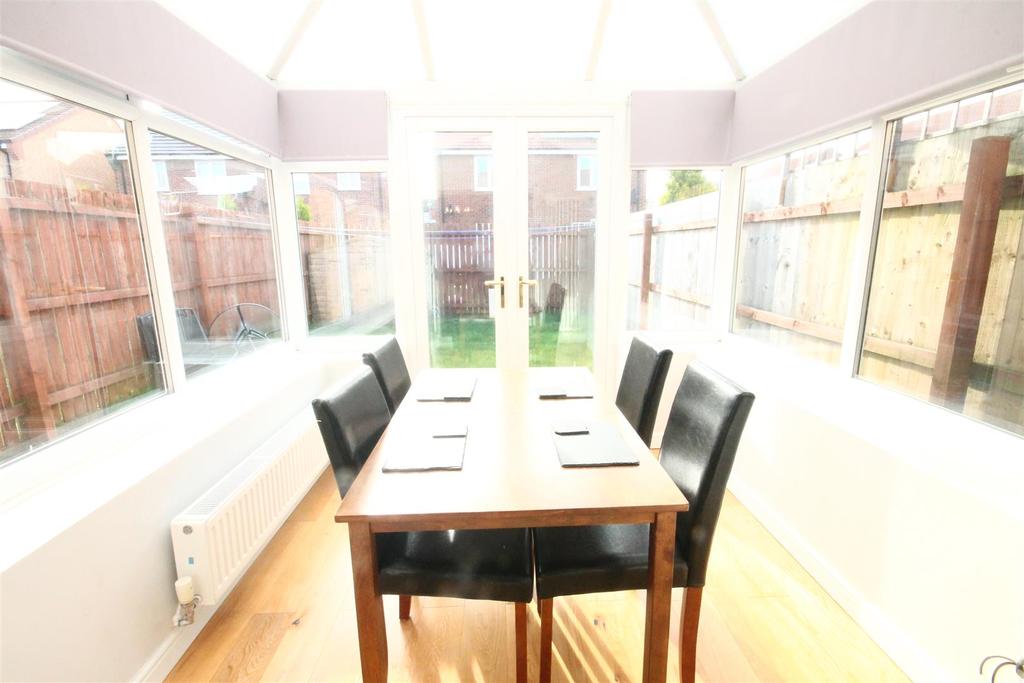 Bridgewater Court, Middlesbrough 2 bed semidetached house £550 pcm
