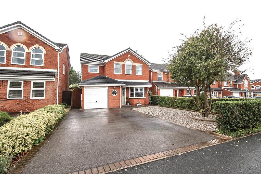 Avoncroft Road, Stoke Heath, Bromsgrove 4 bed detached house £375,000