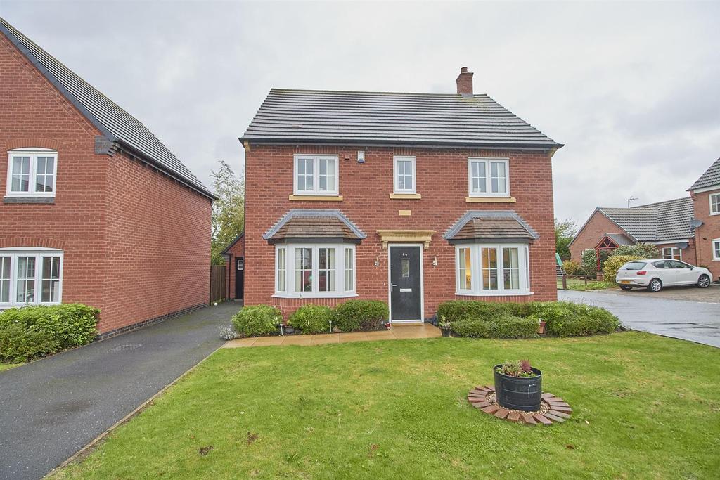 Abbott Drive, Stoney Stanton 4 bed detached house £320,000