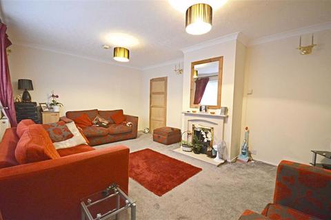 8 Elm Drive, Brockworth, Gloucester, GL3 4DH