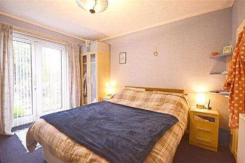 8 Elm Drive, Brockworth, Gloucester, GL3 4DH