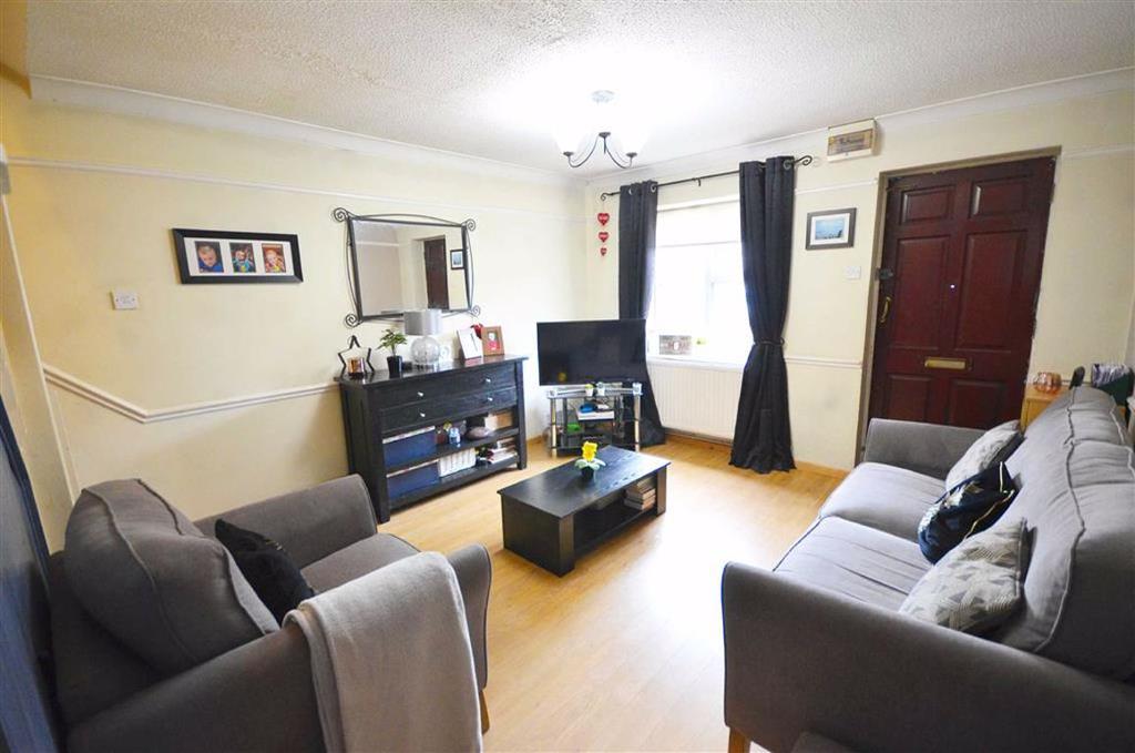 Katherine Close, Churchdown 2 bed end of terrace house £200,000