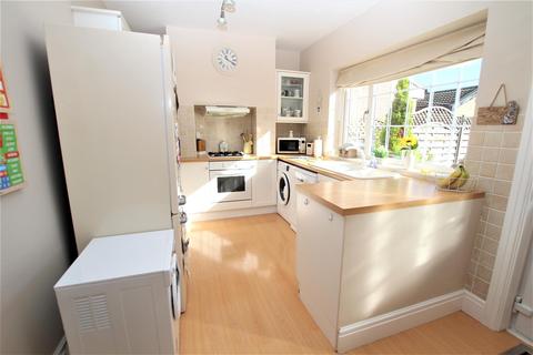 10 Plumpton Walk, Bradford, BD2 1PB