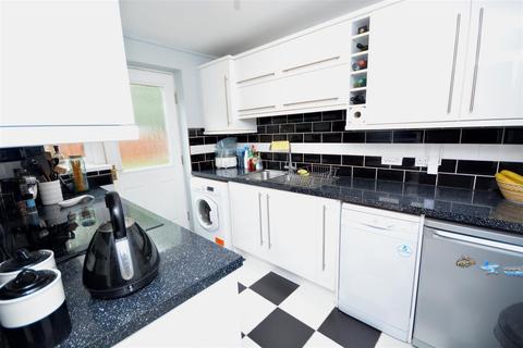 3 Brettsil Drive, Ruddington, Nottingham, NG11 6AH