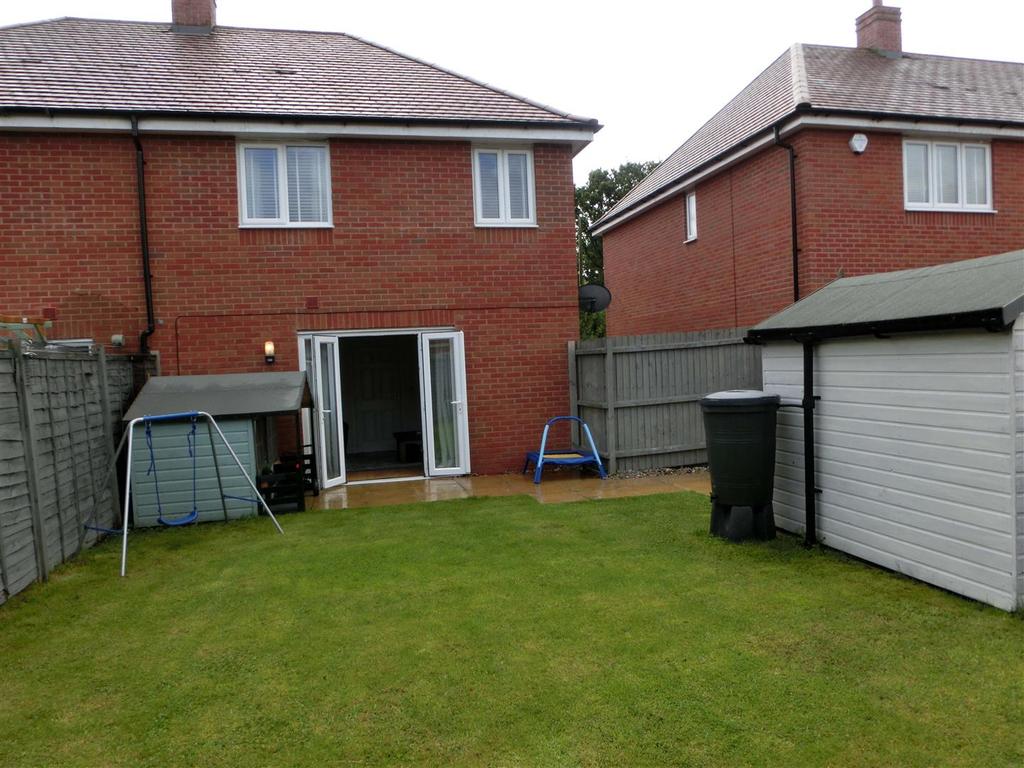 Bunny Court 8 rear.jpg