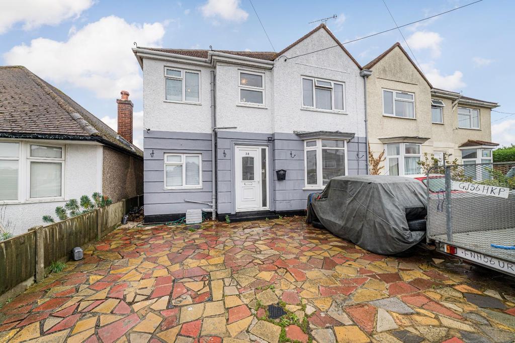 Bridgefield Road, Tankerton, WHITSTABLE 4 bed semidetached house £