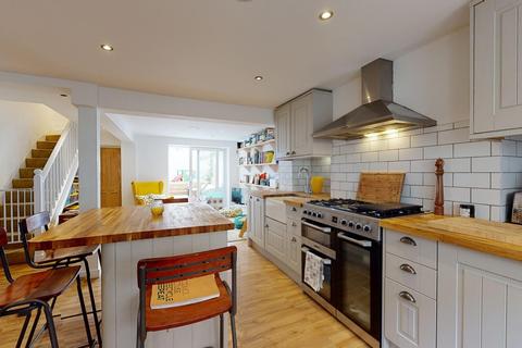 29 Bradstone Road, Folkestone, CT20 1HW