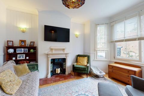 29 Bradstone Road, Folkestone, CT20 1HW