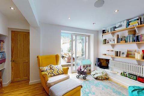 29 Bradstone Road, Folkestone, CT20 1HW