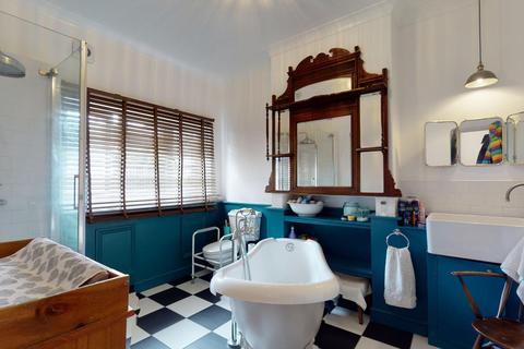 29 Bradstone Road, Folkestone, CT20 1HW