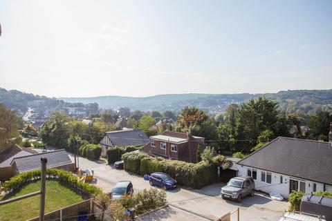 18a Malvern Meadow, Temple Ewell, Dover, CT16 3AH
