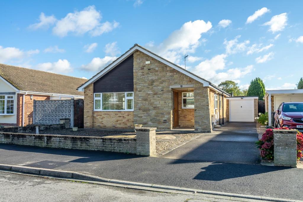 Kingsclere, Huntington, York 2 bed detached bungalow £325,000