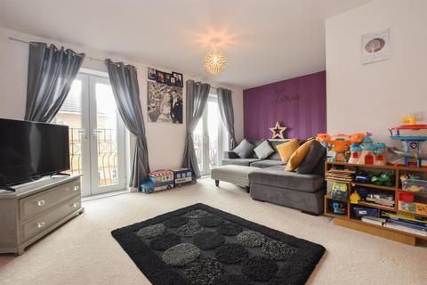 45 Etchingham Drive, St Leonards-on-sea, TN38 9AB