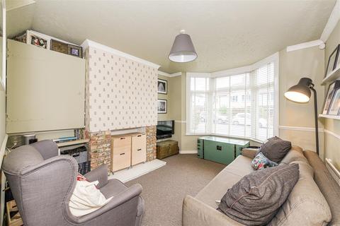 1 Allingham Road, Reigate, RH2 8JE