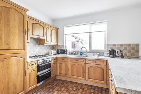 35 Horn Park Lane, London, SE12 8UX