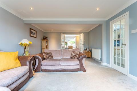 35 Broadley Green, Windlesham, GU20 6AJ