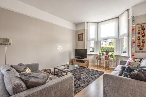 8 Old Road, London, SE13 5TA