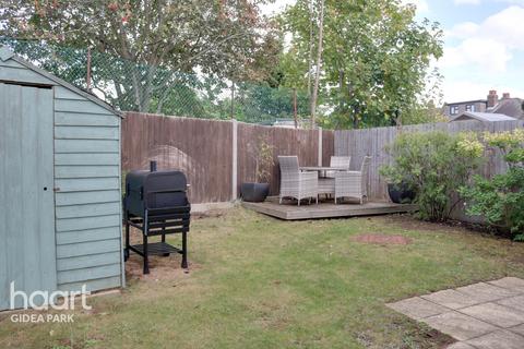 3 Faith Close, Romford, RM2 5BF