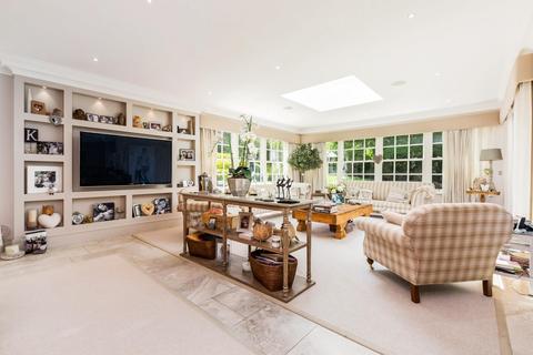 Mulberry House Harvest Hill, Bourne End, SL8 5JJ