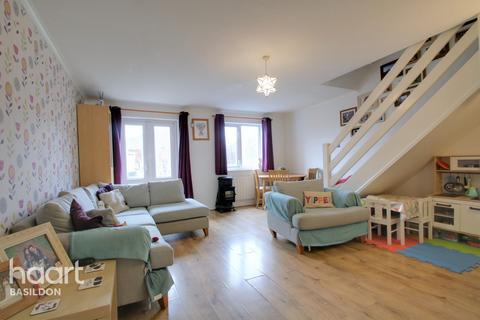 2 Benham Walk, Basildon, SS13 1NU