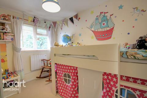 2 Benham Walk, Basildon, SS13 1NU