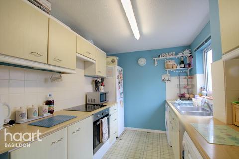 2 Benham Walk, Basildon, SS13 1NU