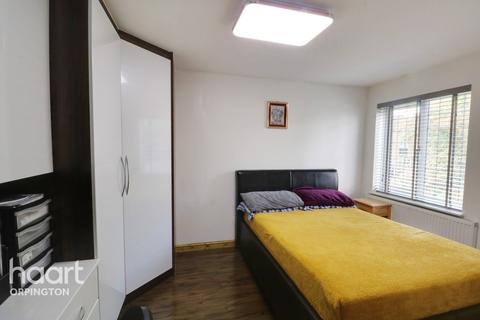 41 Berrylands, Orpington, BR6 9TF