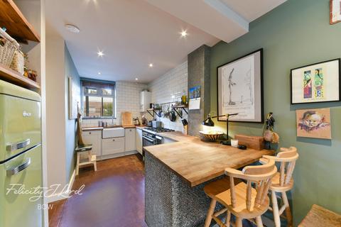 Flat 16, Mark House Sewardstone Road, London, E2 9QA