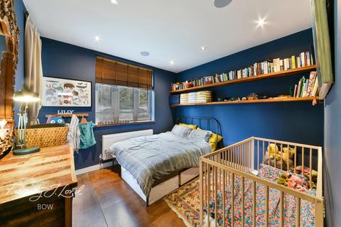 Flat 16, Mark House Sewardstone Road, London, E2 9QA