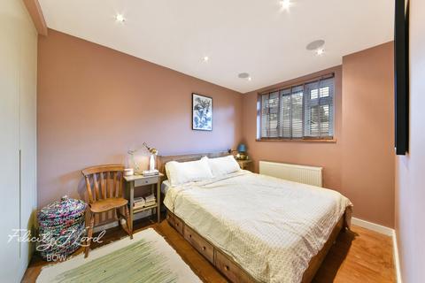 Flat 16, Mark House Sewardstone Road, London, E2 9QA