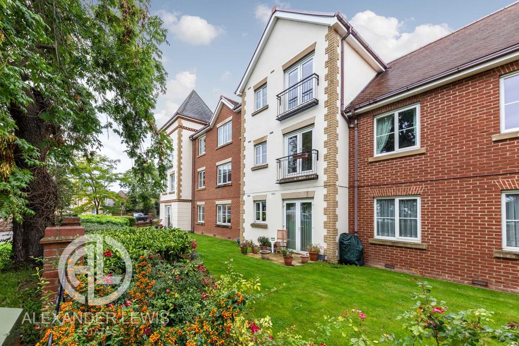 Magdalene Court, Baldock, SG7 6PF 1 bed apartment £80,000