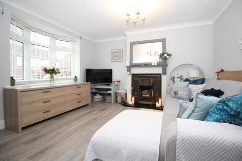 2 Pyms Road, Chelmsford, CM2 8PY