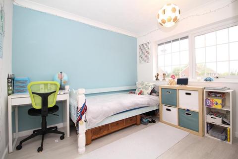 2 Pyms Road, Chelmsford, CM2 8PY
