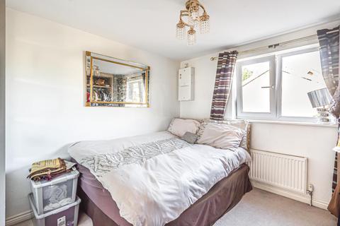 69 Blackburn Way, Hounslow, TW4 5AH