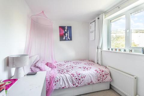 69 Blackburn Way, Hounslow, TW4 5AH
