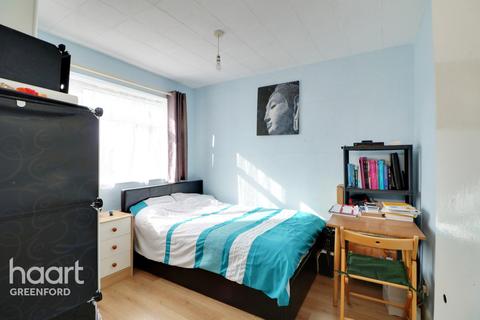 55 Greenway Gardens, Greenford, UB6 9TX