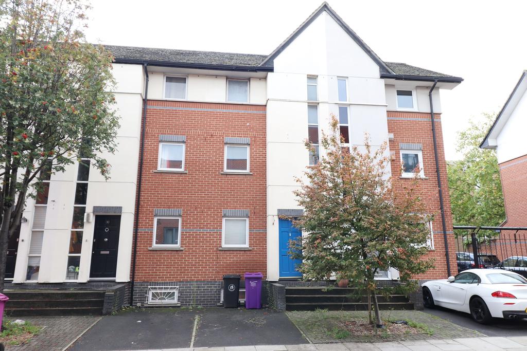 Blondin Street, Bow Quarter, London E3 5 bed townhouse £2,100 pcm (£