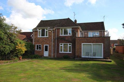 Summerfield River Road, Caversham, Reading, RG4 7EH
