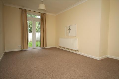 3 bedroom terraced house to rent, Naunton Park Close, Cheltenham, Gloucestershire, GL53