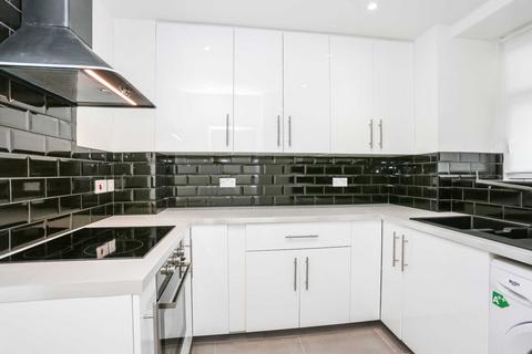 1 bedroom apartment to rent, Homerton Road, E9