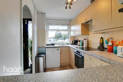 57 Cliveden Close, Cambridge, CB4 3LX