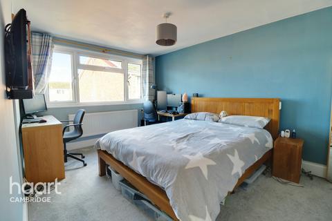57 Cliveden Close, Cambridge, CB4 3LX