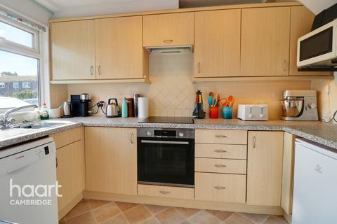 57 Cliveden Close, Cambridge, CB4 3LX