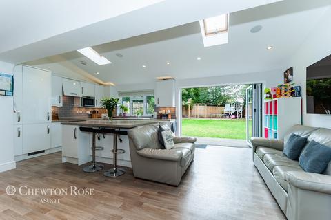7 Asher Drive, Ascot, SL5 8LJ