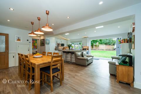 7 Asher Drive, Ascot, SL5 8LJ