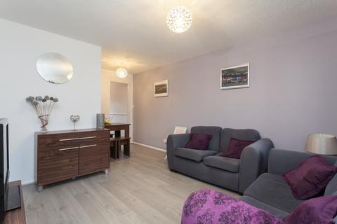 3 Mallards Road, Woodford Green, IG8 7DF