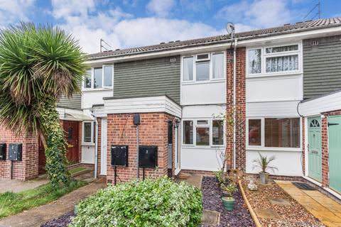 3 Mallards Road, Woodford Green, IG8 7DF