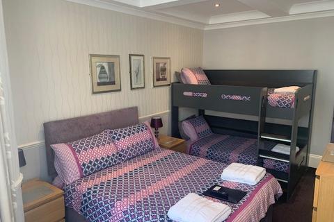 15 Crystal Road, Blackpool, FY1 6BS