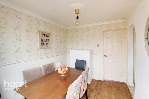 5 Brill Close, Luton, LU2 9RL